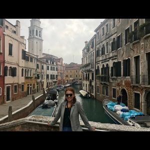 Meet your Posher, Martha leticia